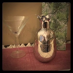 W & P Pineapple Cocktail Shaker